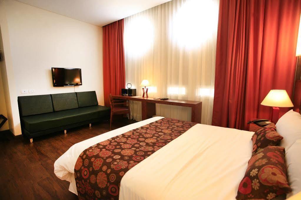 1412 Hotel Boutique Rosario Esterno foto